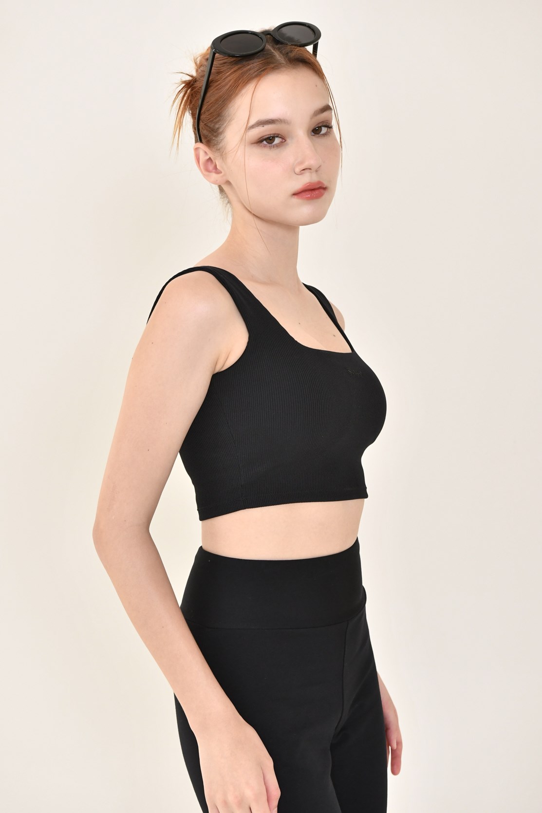 螺紋刺繡Bra top (黑)