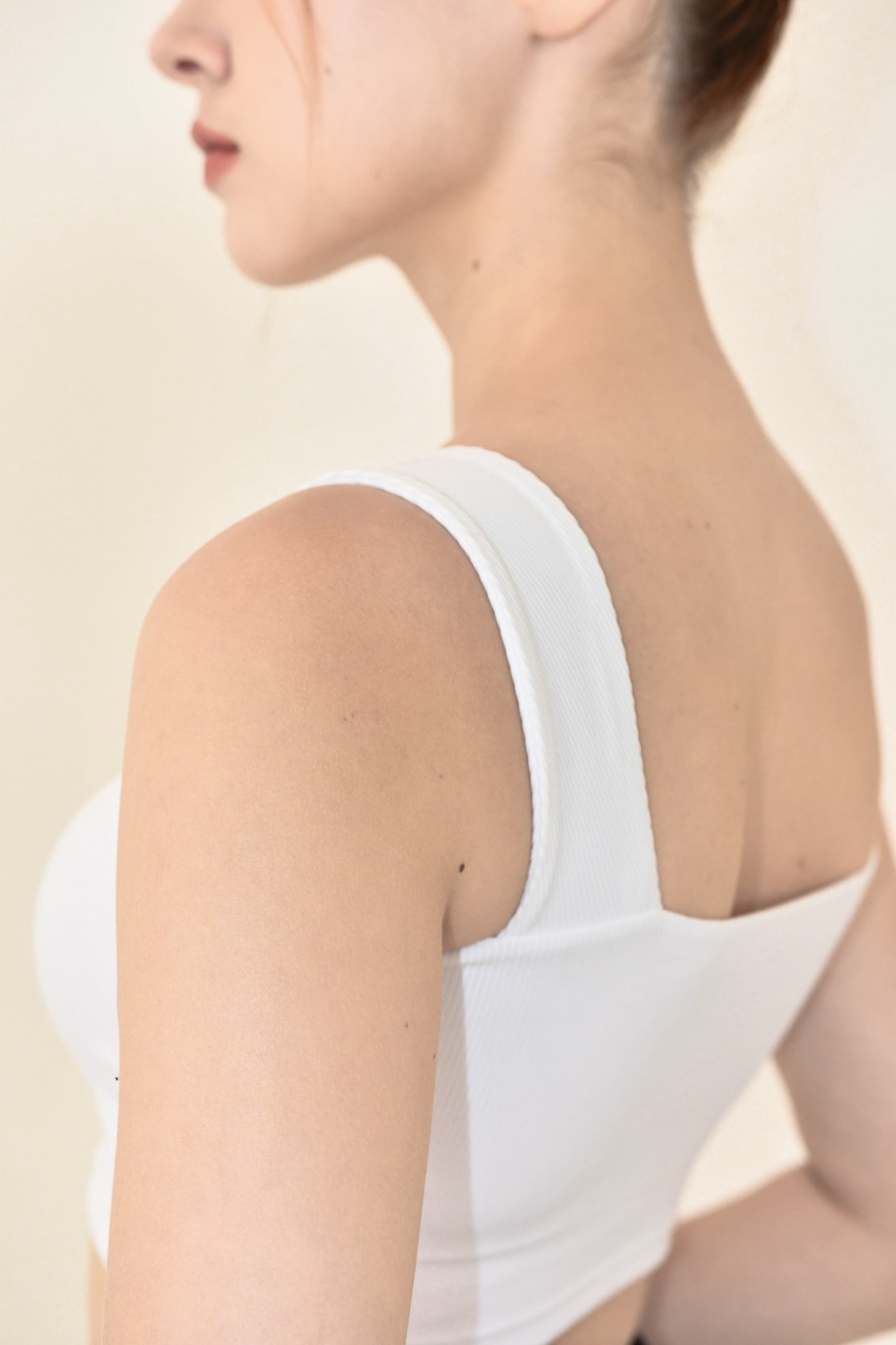 螺紋刺繡Bra top (白)